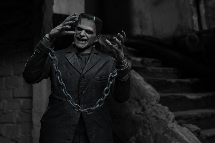 Universal Monsters Ultimate 7 Inch Scale Action Figure - Frankenstein's Monster (Black & White)