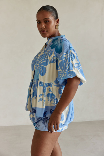 Lani Shorts - Azure Bloom