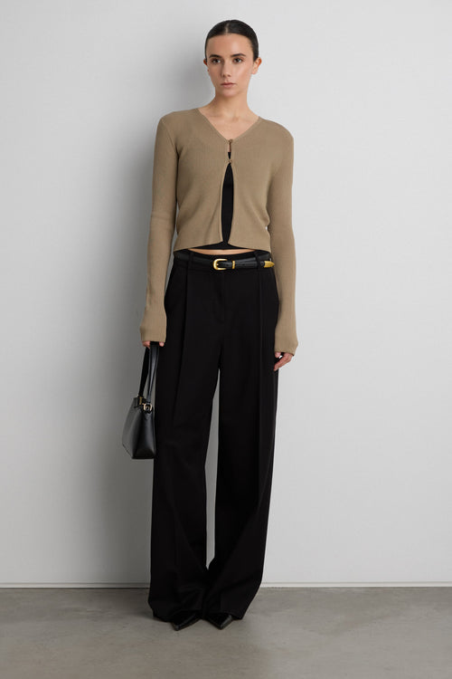 CROPPED LONG SLEEVE CARDIGAN