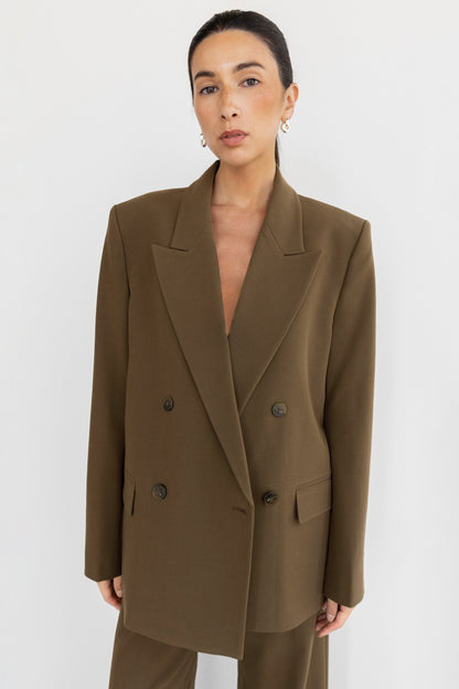 DOUBLE-BREASTED BLAZER