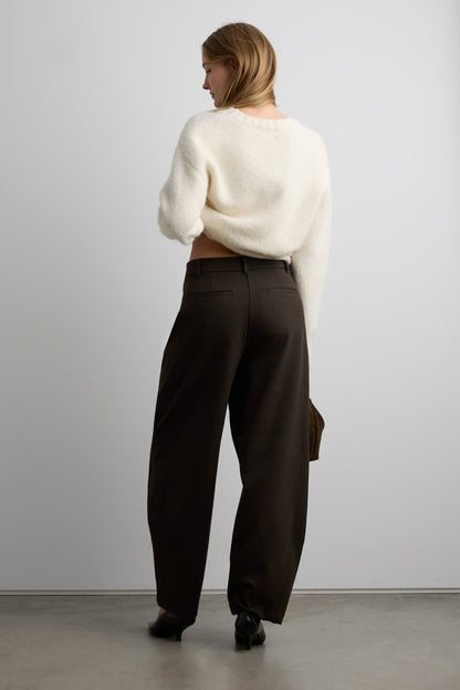 BARREL LEG TROUSER