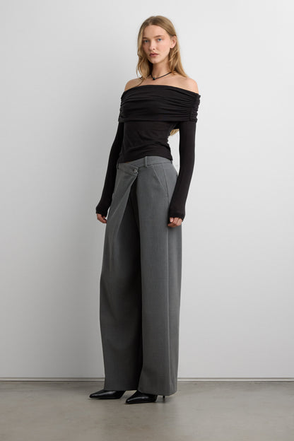 OFF THE SHOULDER LONG SLEEVE TOP