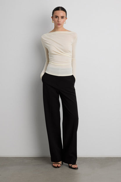 RUCHED LONG SLEEVE TOP