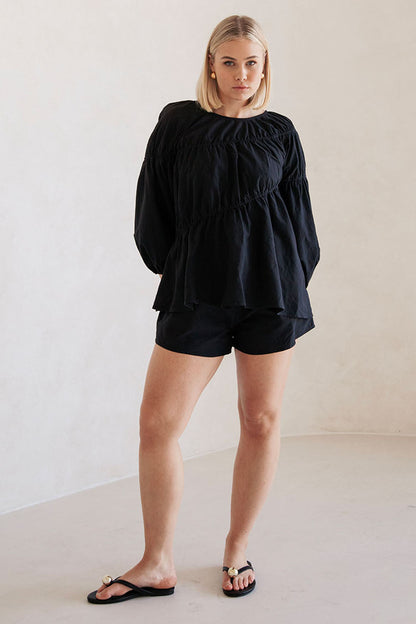 Akel Shorts - Black
