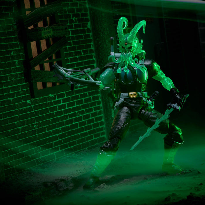NON MINT G.I. Joe Classified Series Action Figure - Night Creeper (D.I.R.E. Tech)
