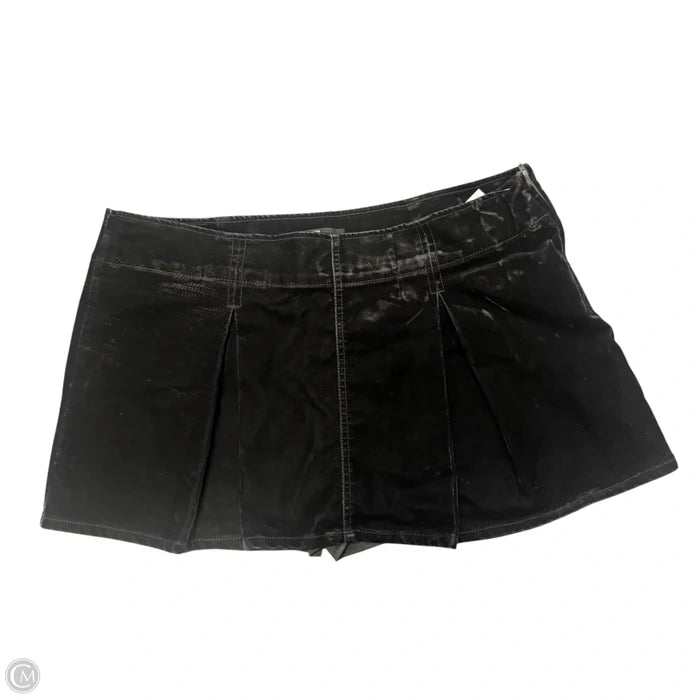 Skirt Mini & Short By Madden Nyc In Black, Size: 18