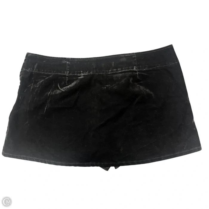 Skirt Mini & Short By Madden Nyc In Black, Size: 18