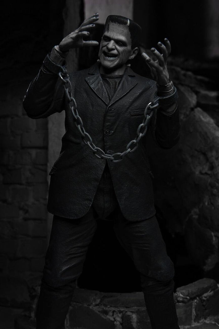 Universal Monsters Ultimate 7 Inch Scale Action Figure - Frankenstein's Monster (Black & White)