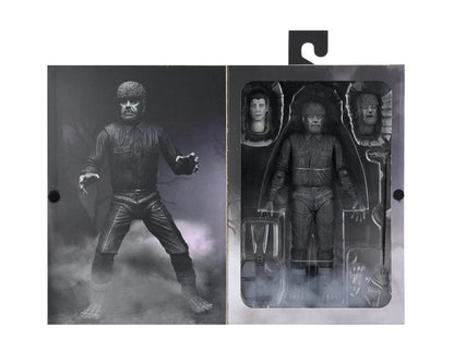 Universal Monsters Ultimate 7 Inch Scale Action Figure - Wolfman (Black & White)