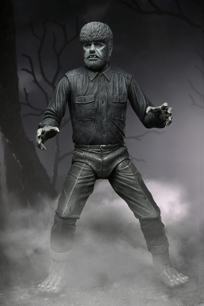 Universal Monsters Ultimate 7 Inch Scale Action Figure - Wolfman (Black & White)